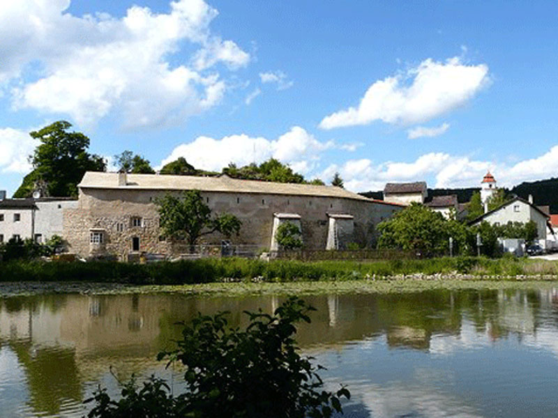 Burg Dollnstein